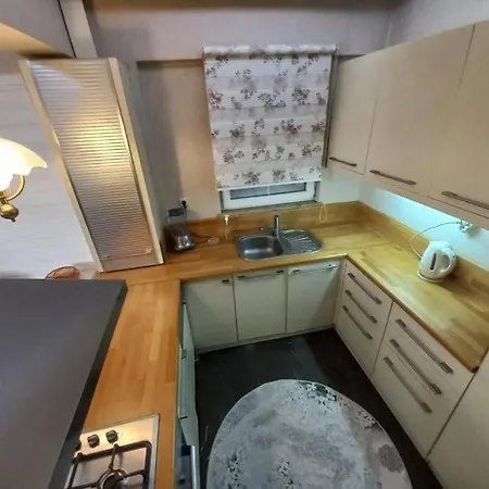 Isiklar Caddesinde 2+1 Apartmán *